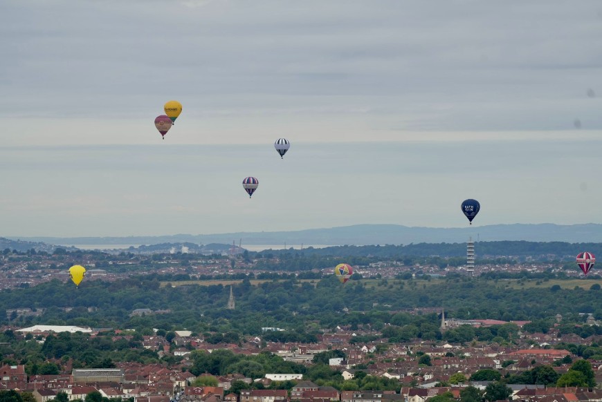 Hot air balloons fly over Bristol